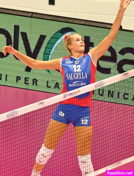 Hanna Orthmann OnlyFans Thumbnail #01wANMCr9N