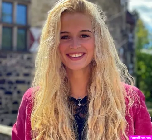 Hanna Orthmann OnlyFans Thumbnail #6sst5AgcRZ