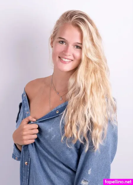 Hanna Orthmann OnlyFans Thumbnail #UVMLnUsgKP