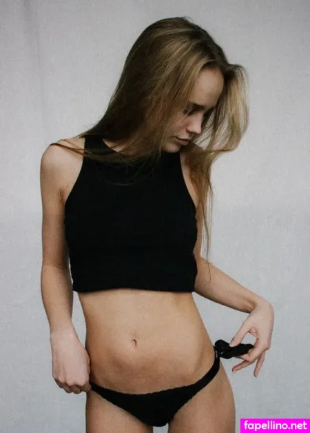 Hanna Schepe OnlyFans Thumbnail #2lWByIRKdt