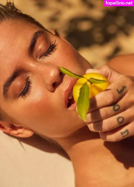 Hanna Sokeland OnlyFans Thumbnail #DhSUXk0xQ5