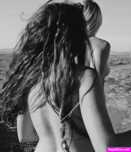 Hanna Webster OnlyFans Thumbnail #j9mYdimATW