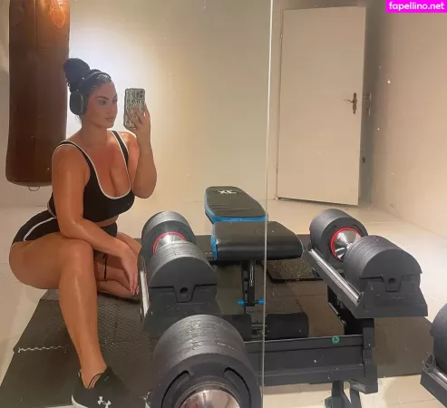 Hanna Wilperath OnlyFans Thumbnail #5YnuixkrXB