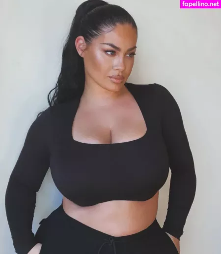 Hanna Wilperath OnlyFans Thumbnail #SuYJKqAS02