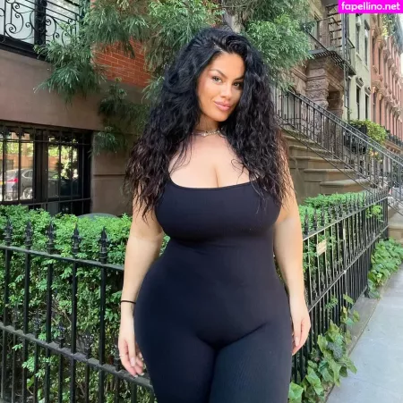 Hanna Wilperath OnlyFans Thumbnail #X9wUzZmt2U