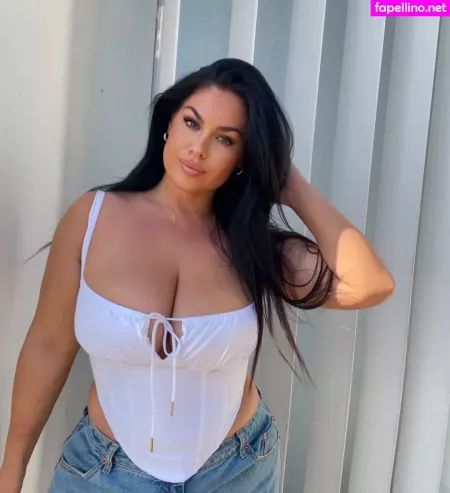 Hanna Wilperath OnlyFans Thumbnail #YOe83A7D4B