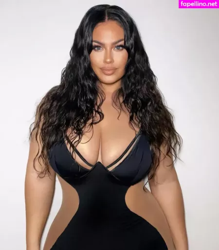 Hanna Wilperath OnlyFans Thumbnail #c7vcA3aIwr