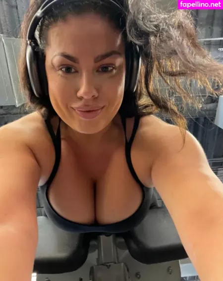 Hanna Wilperath OnlyFans Thumbnail #f2UwdA8q29