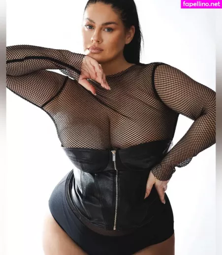 Hanna Wilperath OnlyFans Thumbnail #s9QUmx2Bdu