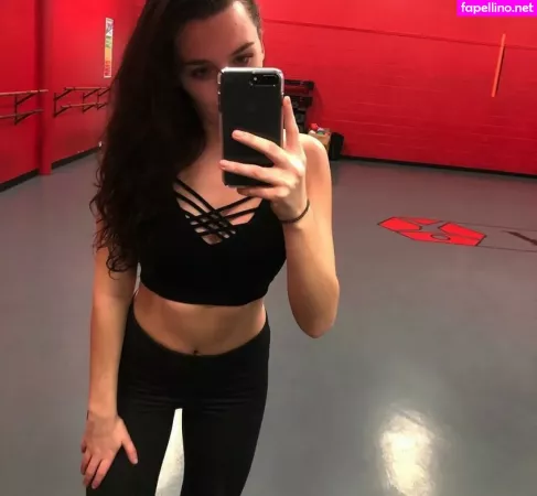 Hanna Zellers OnlyFans Thumbnail #4jTs5oEu1T