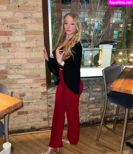 Hannah Alyssa Woods OnlyFans Thumbnail #0C1zclldFt