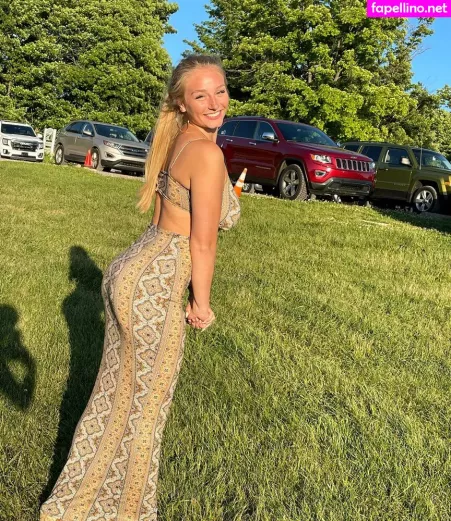 Hannah Alyssa Woods OnlyFans Thumbnail #25G08Ai2qN