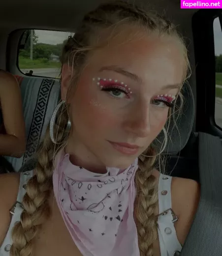 Hannah Alyssa Woods OnlyFans Thumbnail #5LzyewqflB