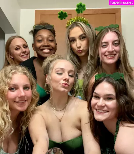 Hannah Alyssa Woods OnlyFans Thumbnail #B7bQ3mUkc3