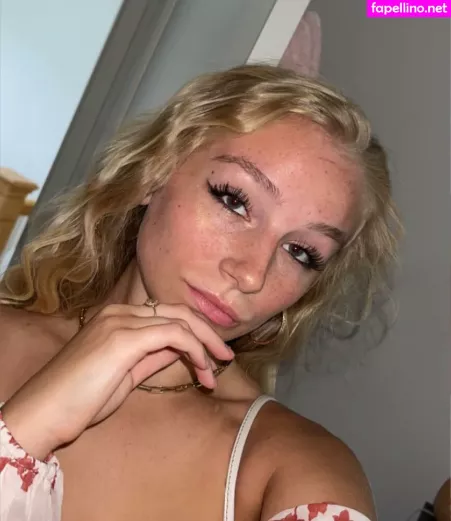 Hannah Alyssa Woods OnlyFans Thumbnail #V7gaRSrljo