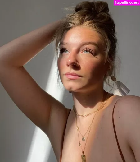 Hannah Alyssa Woods OnlyFans Thumbnail #axldgQw19j