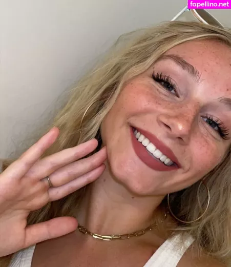 Hannah Alyssa Woods OnlyFans Thumbnail #tmbEsdCGOj
