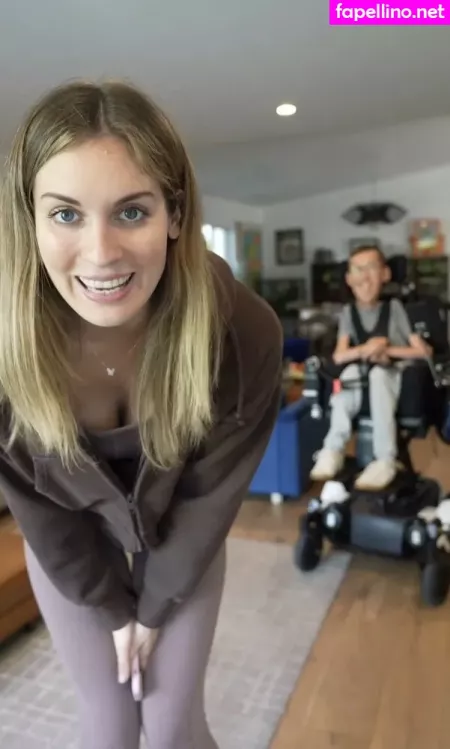 Hannah Alyward OnlyFans Thumbnail #1LFMOjCGK7