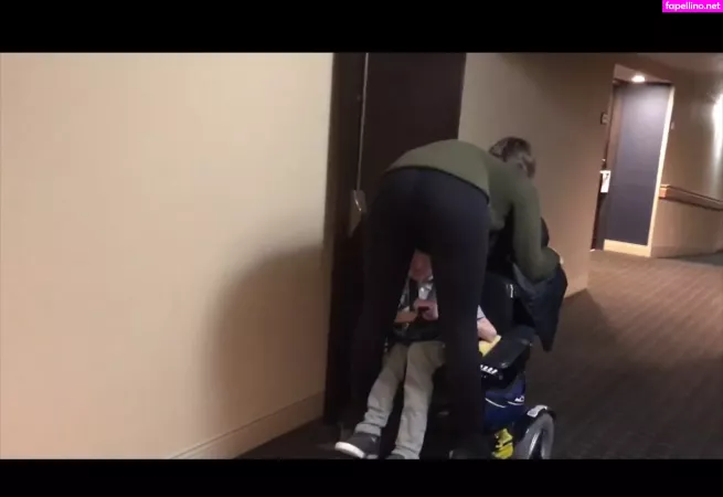 Hannah Alyward OnlyFans Thumbnail #RVmH5EvBa5