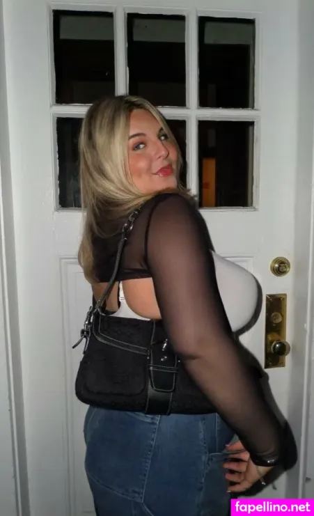 Hannah C 1 OnlyFans Thumbnail #5A7fr3BP5E