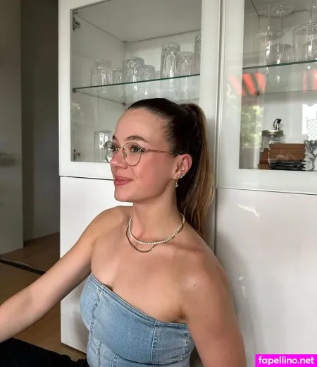 Hannah Cauko OnlyFans Thumbnail #KjFronQq90