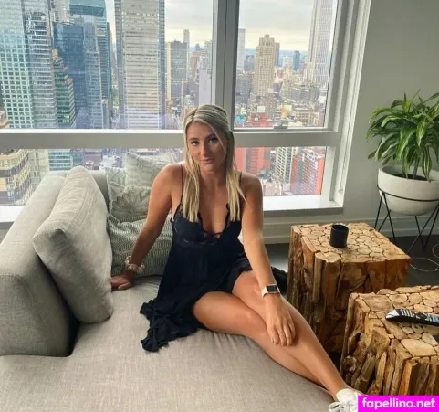 Hannah Cook OnlyFans Thumbnail #JWN85B3NPG