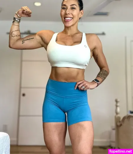 Hannah Eden Fitness OnlyFans Thumbnail #CMKKXlRoz7