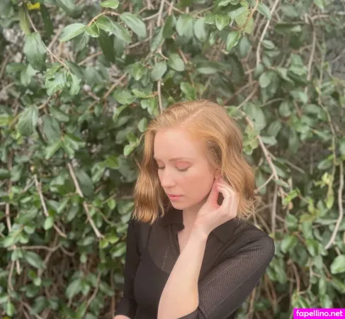 Hannah Einbinder OnlyFans Thumbnail #2qvqfD2bjI