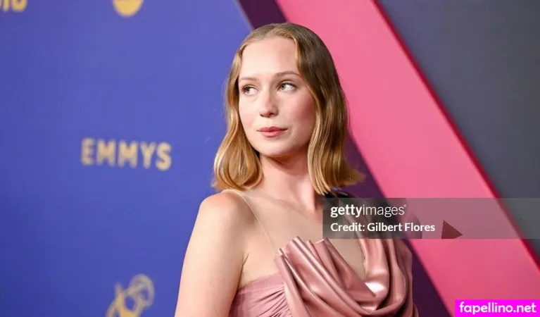 Hannah Einbinder OnlyFans Thumbnail #xZ7cy3HEGp