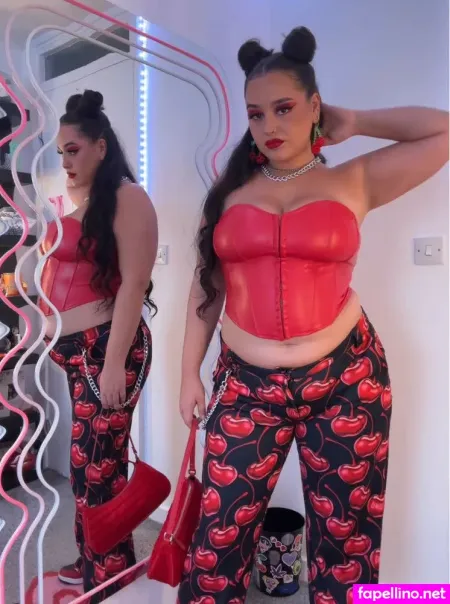 Hannah Espadas OnlyFans Thumbnail #0ICpvONGpe