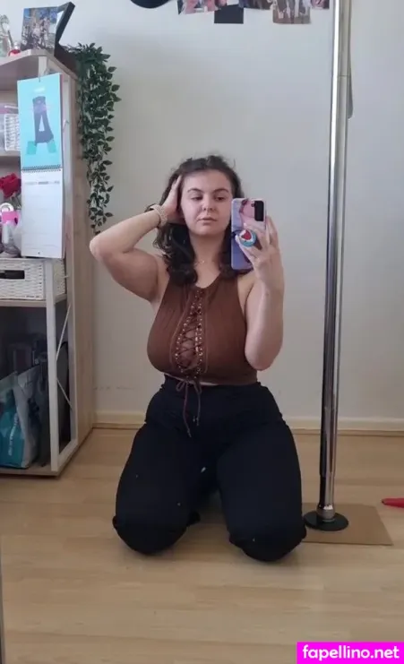 Hannah Ferris OnlyFans Thumbnail #QlXwPFO5E0