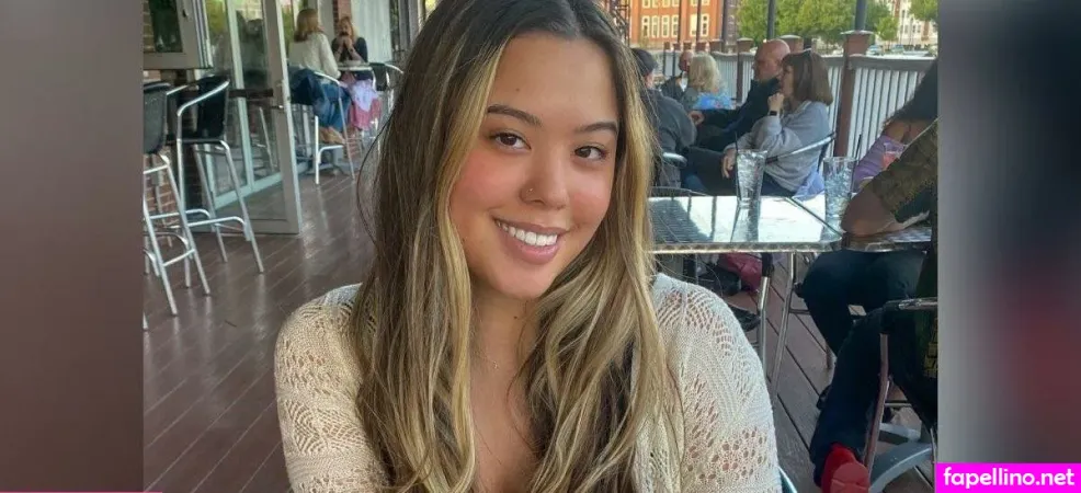 Hannah Gosselin OnlyFans Thumbnail #1fLl1MfvND