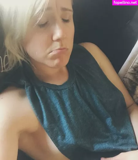 Hannah Hart OnlyFans Thumbnail #27J6ixqFbD