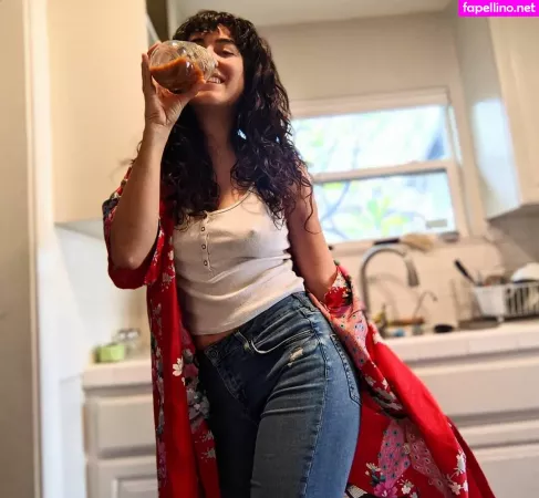 Hannah Hart OnlyFans Thumbnail #va3YX4jCPP