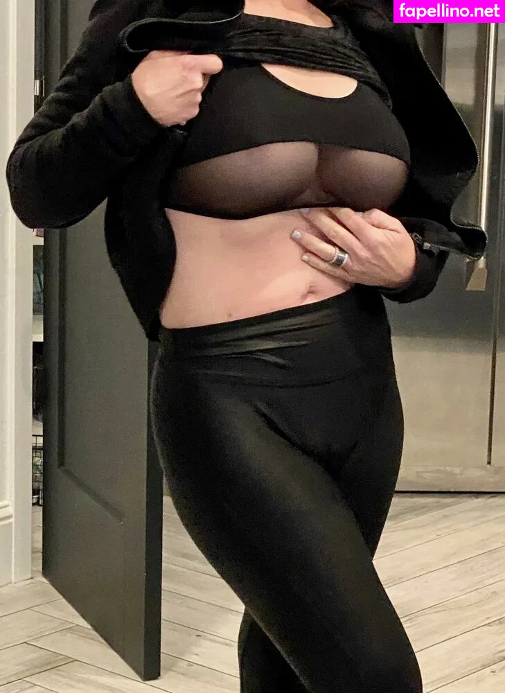 hannahh718, secretlifeofhotwife Nude Leaked OnlyFans Photo #GI833xiRRD