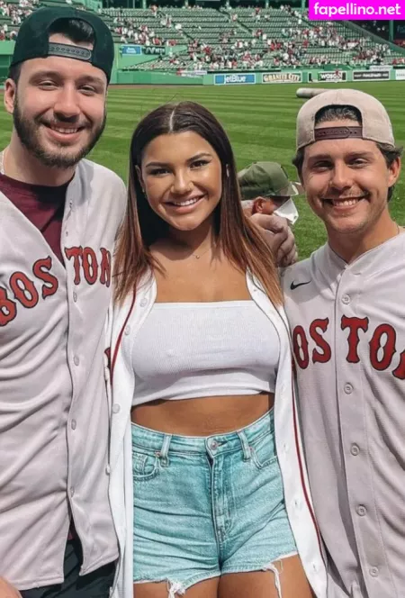 Hannah M OnlyFans Thumbnail #1w4SegSvZF