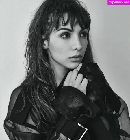 Hannah Marks OnlyFans Thumbnail #8yH5xgXGuc