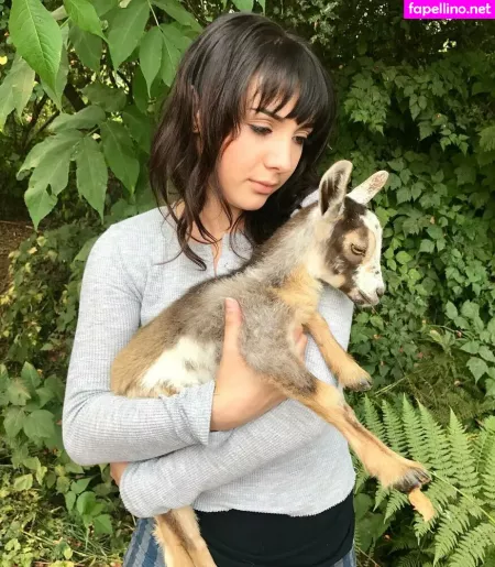 Hannah Marks OnlyFans Thumbnail #LDOPikiXZd