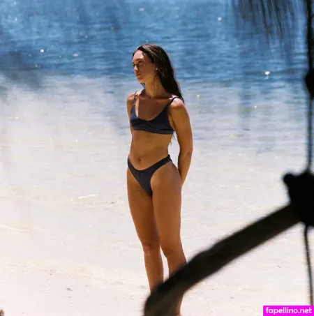 Hannah Meloche OnlyFans Thumbnail #Dw9fpgJRcc