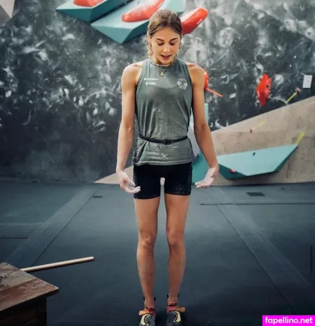 Hannah Meul OnlyFans Thumbnail #qONPTfrBLZ