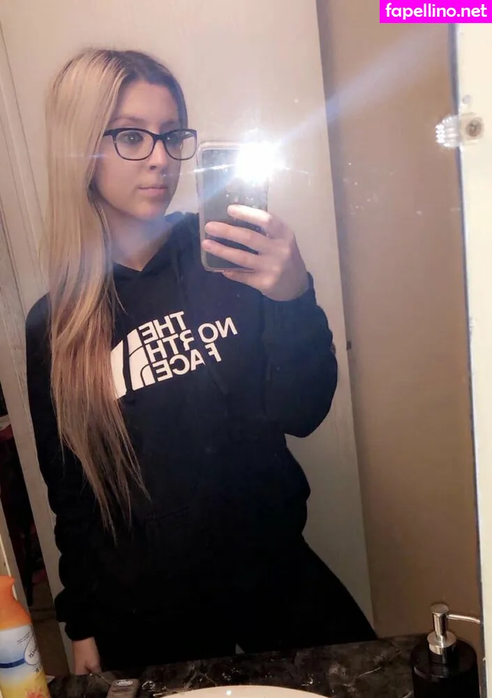 hannahlee00, twinnumber_one Nude Leaked OnlyFans Photo #Zqpk8LlIgn