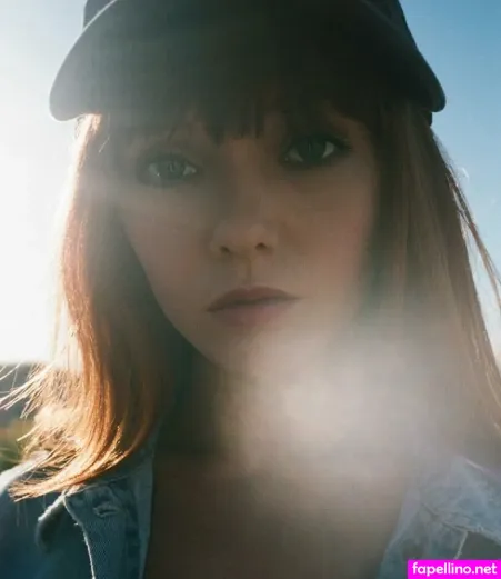 Hannah Rose May OnlyFans Thumbnail #4QmWIZOE9q