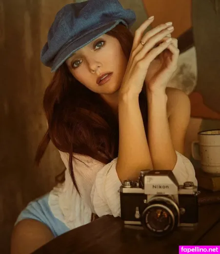 Hannah Rose May OnlyFans Thumbnail #8AoRGiZChH