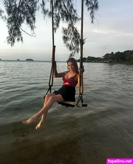 Hannah Roxie OnlyFans Thumbnail #qu9CdQZVke