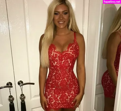 Hannah Sharpe OnlyFans Thumbnail #LeiJ48h3Wo