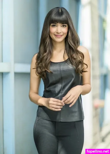 Hannah Simone OnlyFans Thumbnail #ots7Qb9iJk