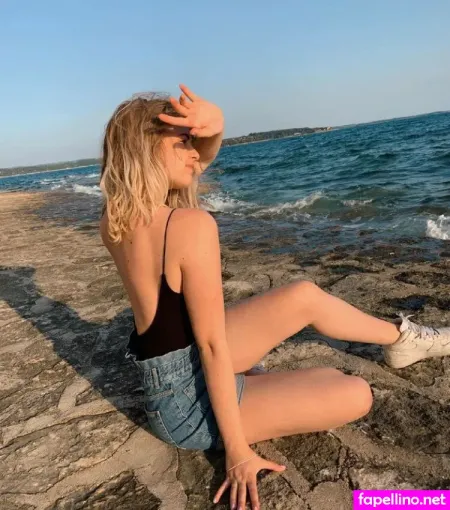 Hannah Tulnik OnlyFans Thumbnail #JhJrYcwAKy