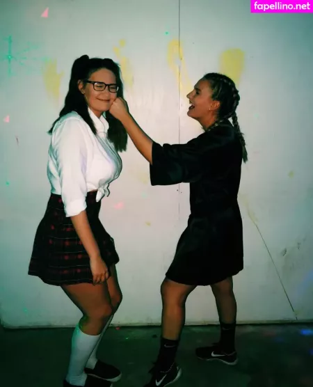 Hannah V OnlyFans Thumbnail #um7kTTLee5