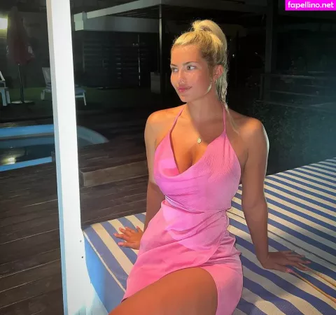 Hannah White OnlyFans Thumbnail #cYXasvIZQ1