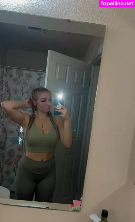 Hannah Woods OnlyFans Thumbnail #4mLz3yRj91